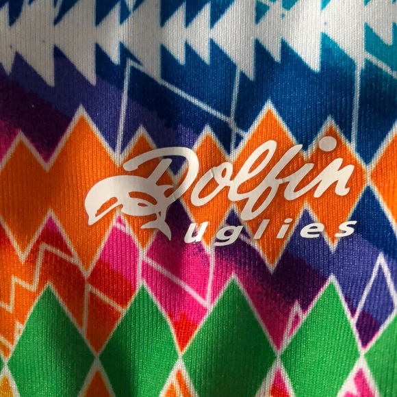 Little girls “Uglies” practice suit. Size 5 - Picture 2 of 4